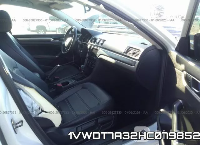 1VWDT7A32HC079852_5.webp