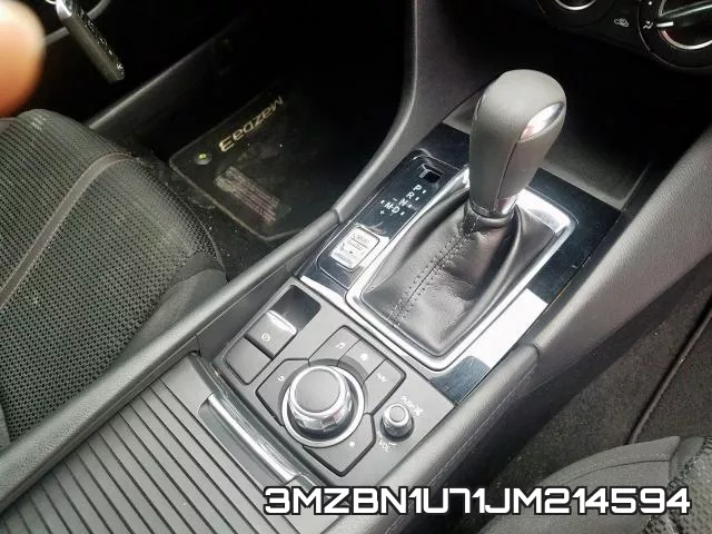 3MZBN1U71JM214594_9.webp