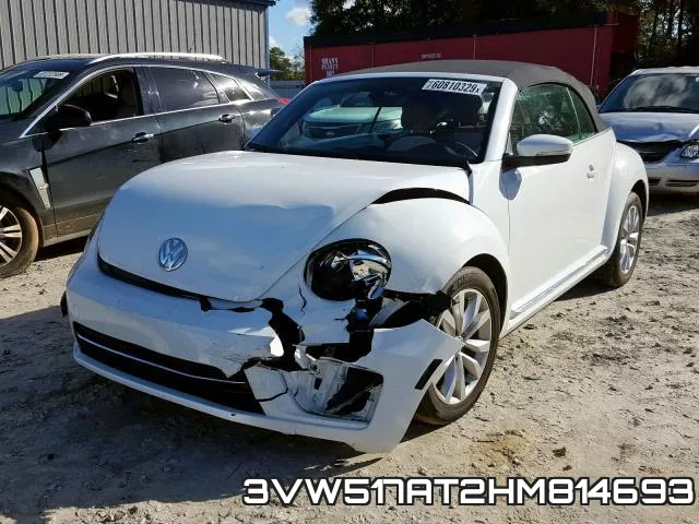 3VW517AT2HM814693_2.webp