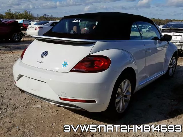 3VW517AT2HM814693_4.webp