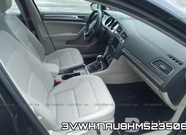 3VWH17AU8HM523508_5.webp