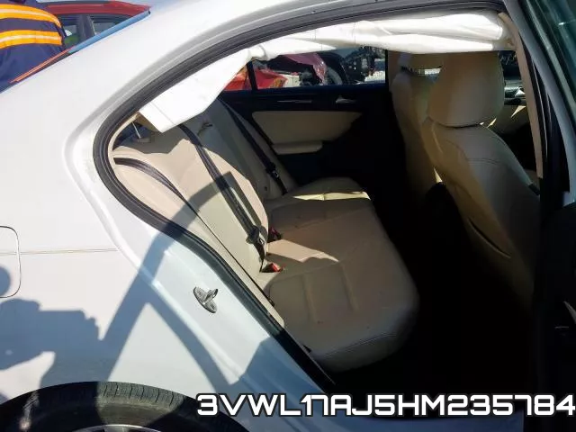 3VWL17AJ5HM235784_6.webp