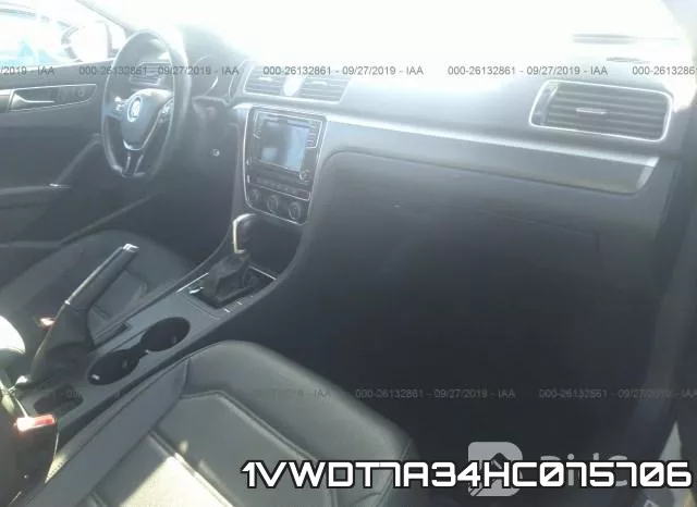 1VWDT7A34HC075706_5.webp
