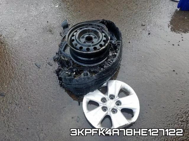 3KPFK4A78HE127122_9.webp