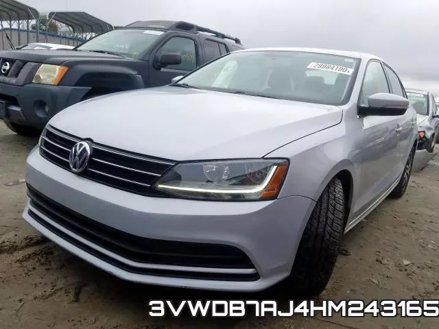 3VWDB7AJ4HM243165_2.webp