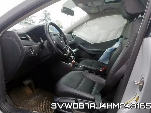3VWDB7AJ4HM243165_5.webp