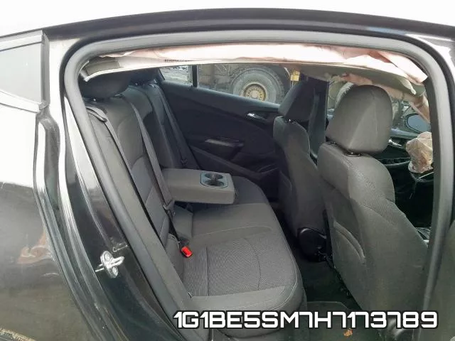 1G1BE5SM7H7173789_6.webp