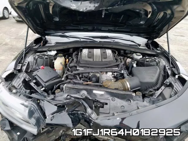 1G1FJ1R64H0182925_7.webp