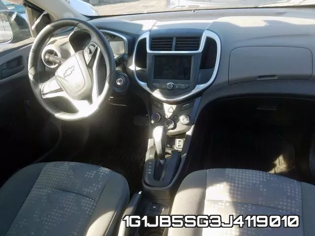 1G1JB5SG3J4119010_9.webp