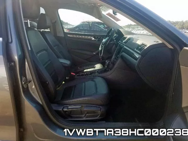 1VWBT7A38HC000238_5.webp