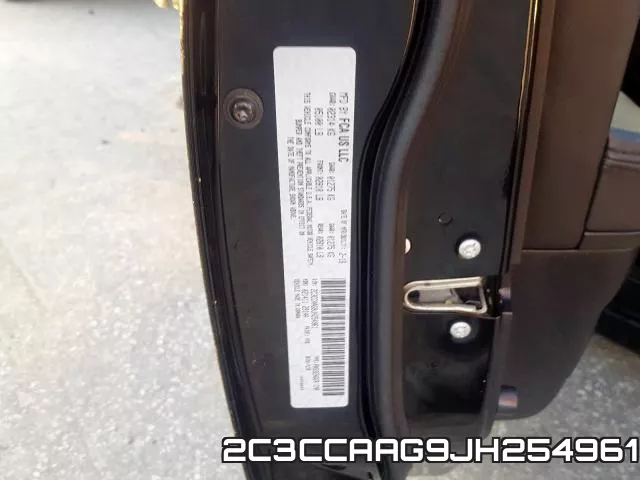 2C3CCAAG9JH254961_10.webp