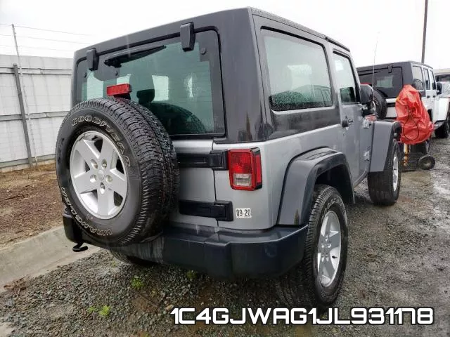 1C4GJWAG1JL931178_4.webp