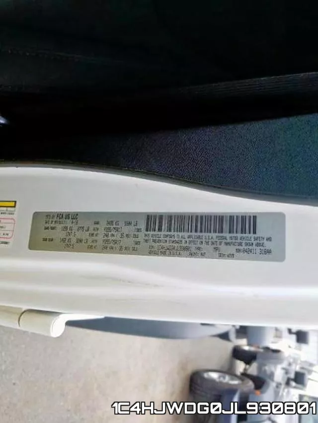 1C4HJWDG0JL930801_10.webp