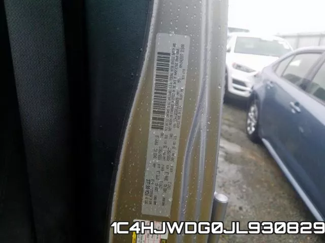 1C4HJWDG0JL930829_10.webp