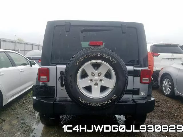1C4HJWDG0JL930829_9.webp