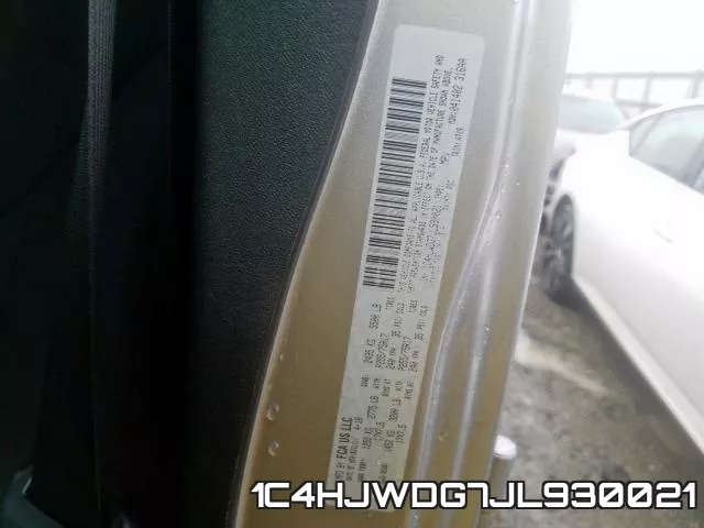 1C4HJWDG7JL930021_10.webp