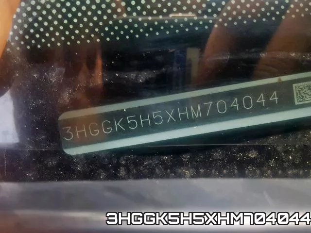 3HGGK5H5XHM704044_10.webp