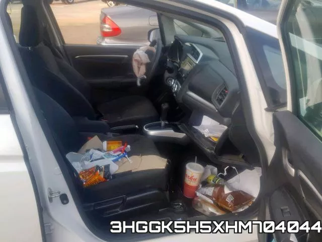 3HGGK5H5XHM704044_5.webp