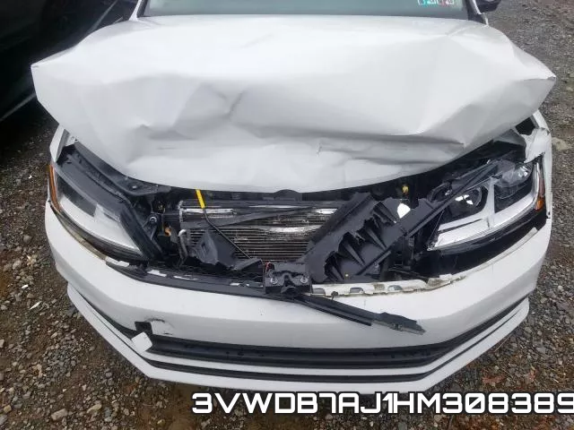 3VWDB7AJ1HM308389_9.webp