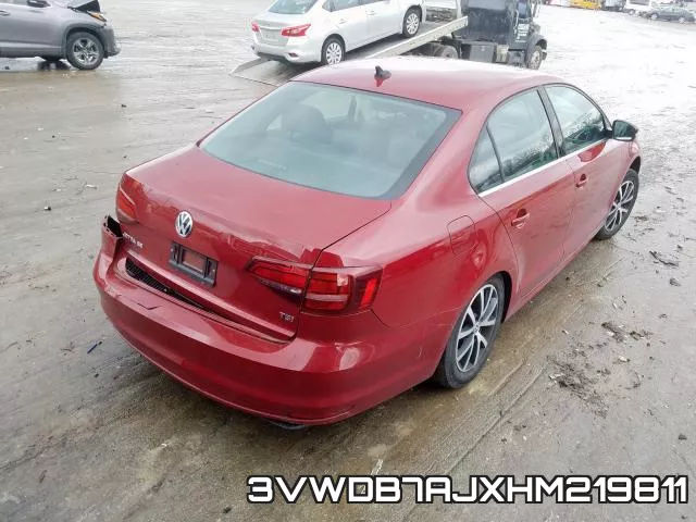 3VWDB7AJXHM219811_4.webp