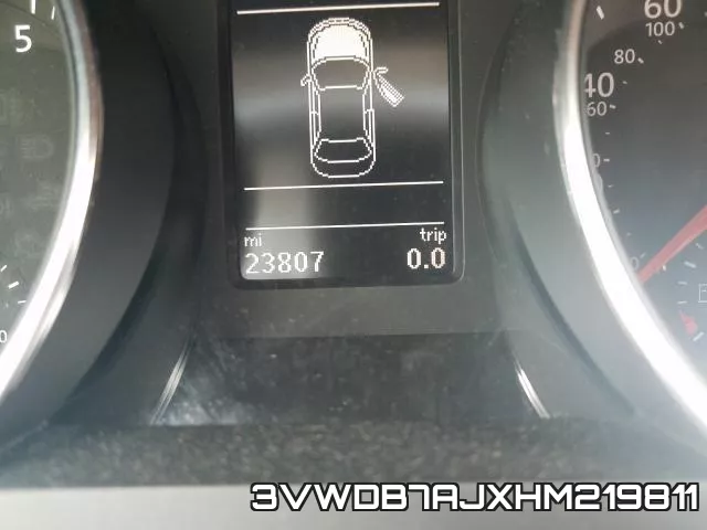 3VWDB7AJXHM219811_8.webp