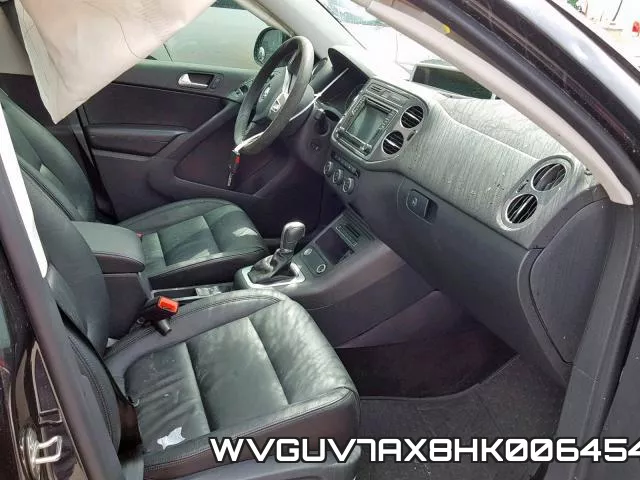 WVGUV7AX8HK006454_5.webp