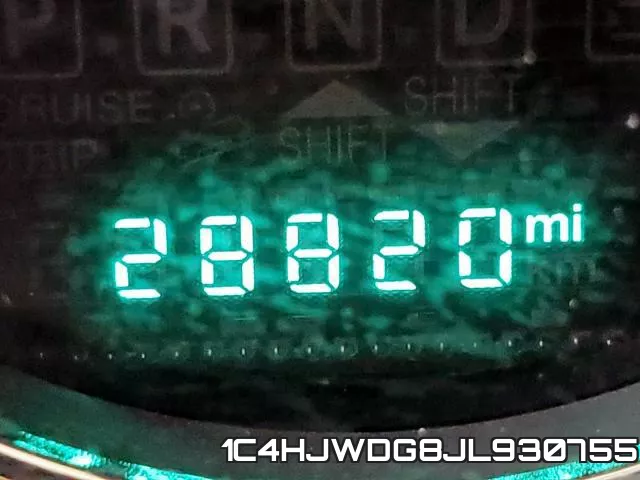 1C4HJWDG8JL930755_8.webp