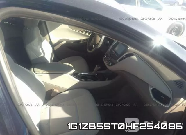 1G1ZB5ST0HF254086_5.webp