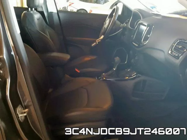 3C4NJDCB9JT246007_5.webp