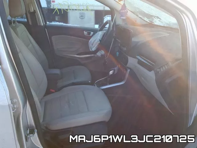 MAJ6P1WL3JC210725_5.webp