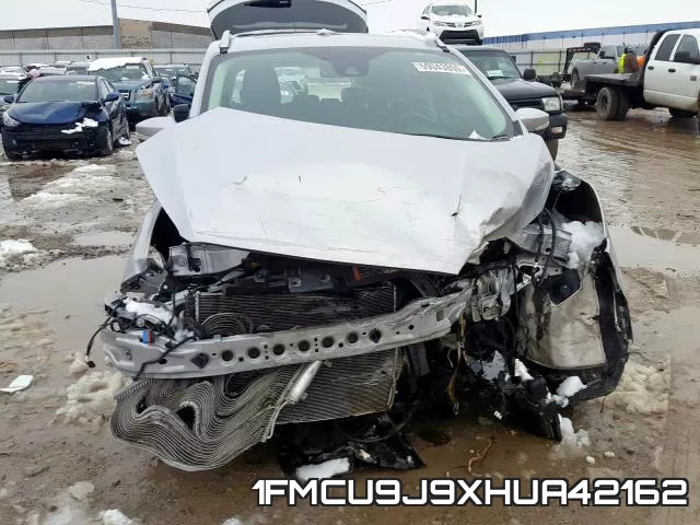 1FMCU9J9XHUA42162