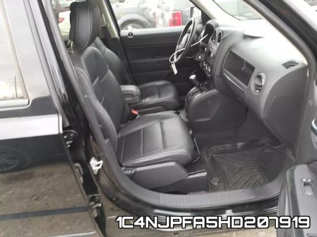 1C4NJPFA5HD207919_5.webp