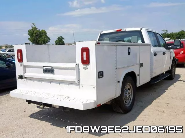 1FD8W3E62JED06195_4.webp