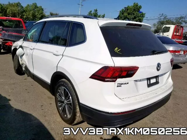 3VV3B7AX1KM050256_3.webp