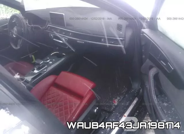 WAUB4AF43JA198174_5.webp