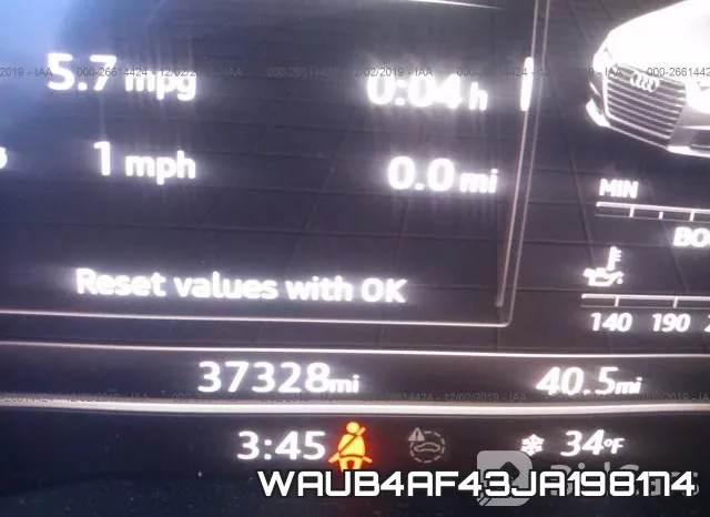 WAUB4AF43JA198174_7.webp