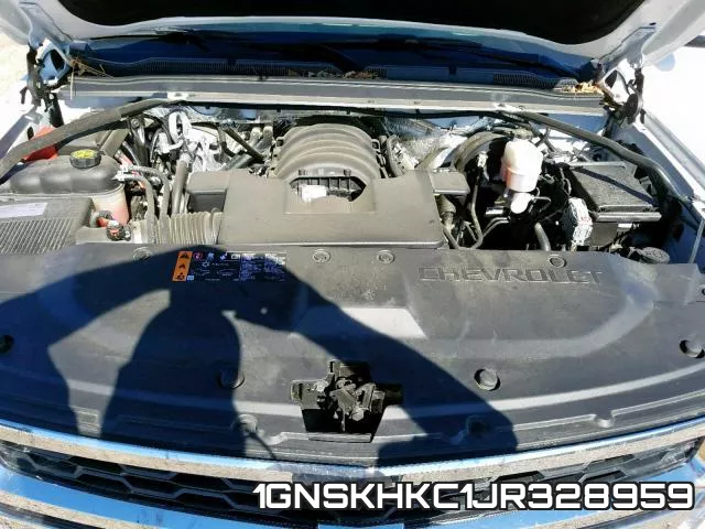 1GNSKHKC1JR328959_7.webp