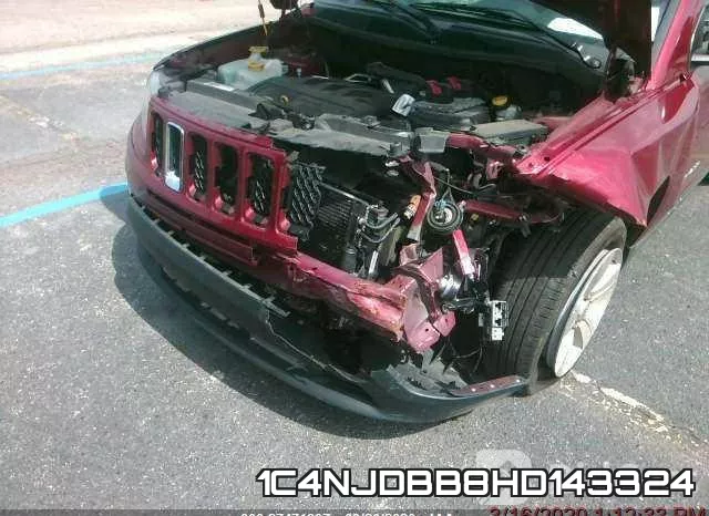 1C4NJDBB8HD143324_3.webp