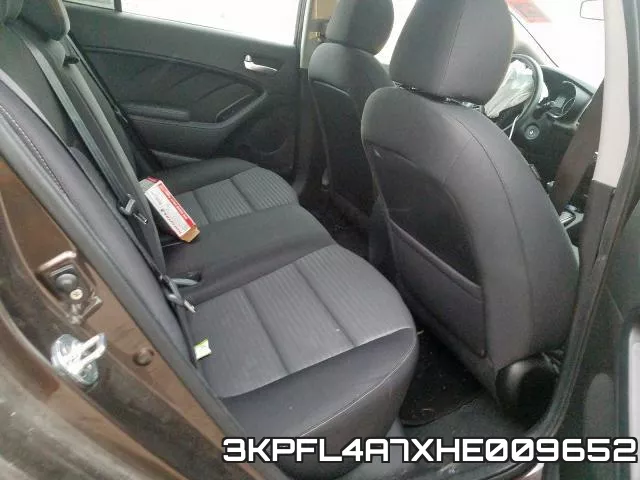 3KPFL4A7XHE009652_6.webp