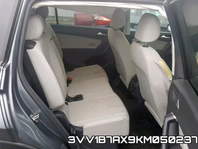 3VV1B7AX9KM050237_6.webp