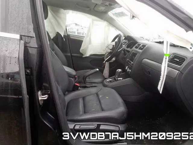 3VWDB7AJ5HM209252_5.webp