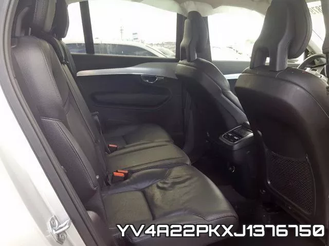 YV4A22PKXJ1376750