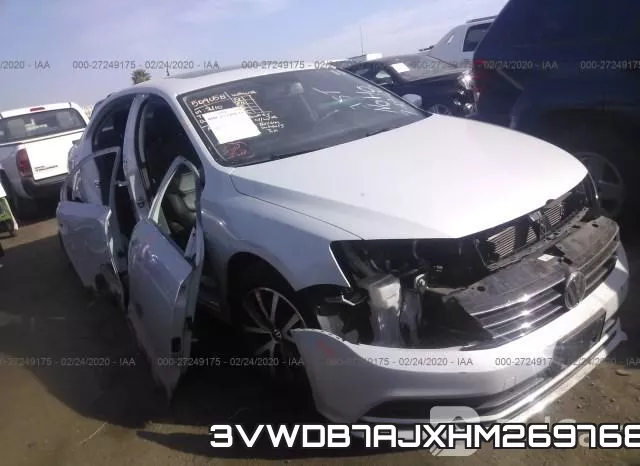 3VWDB7AJXHM269768_1.webp