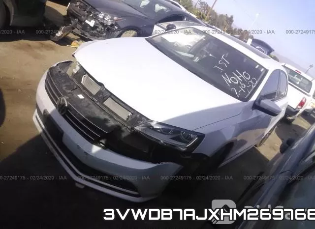 3VWDB7AJXHM269768_2.webp
