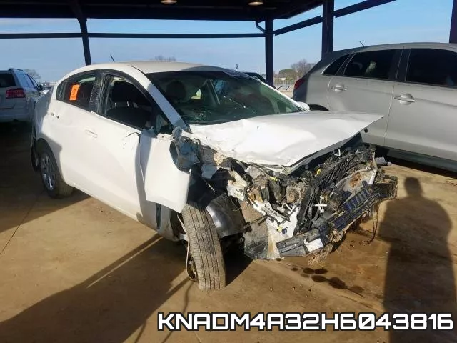 KNADM4A32H6043816_1.webp