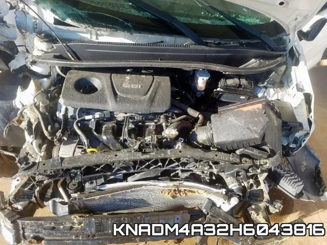 KNADM4A32H6043816_7.webp