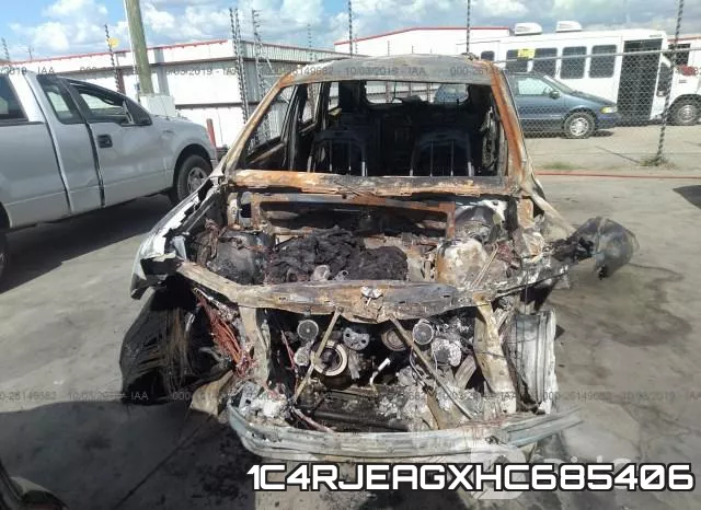 1C4RJEAGXHC685406_6.webp