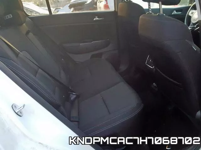 KNDPMCAC7H7068702_6.webp
