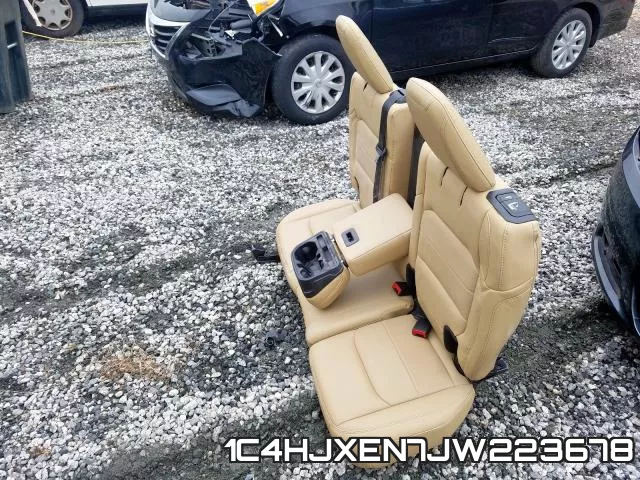 1C4HJXEN7JW223678_9.webp