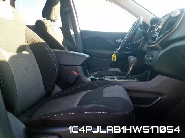 1C4PJLAB1HW517054_5.webp